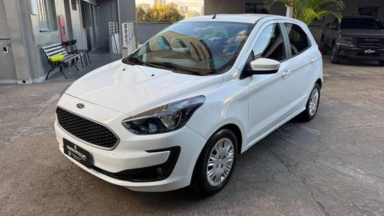 FORD KA 1.5 TI-VCT FLEX SE PLUS AUTOMÁTICO FORD KA 1.5 TI-VCT FLEX SE PLUS AUTOMÁTICO